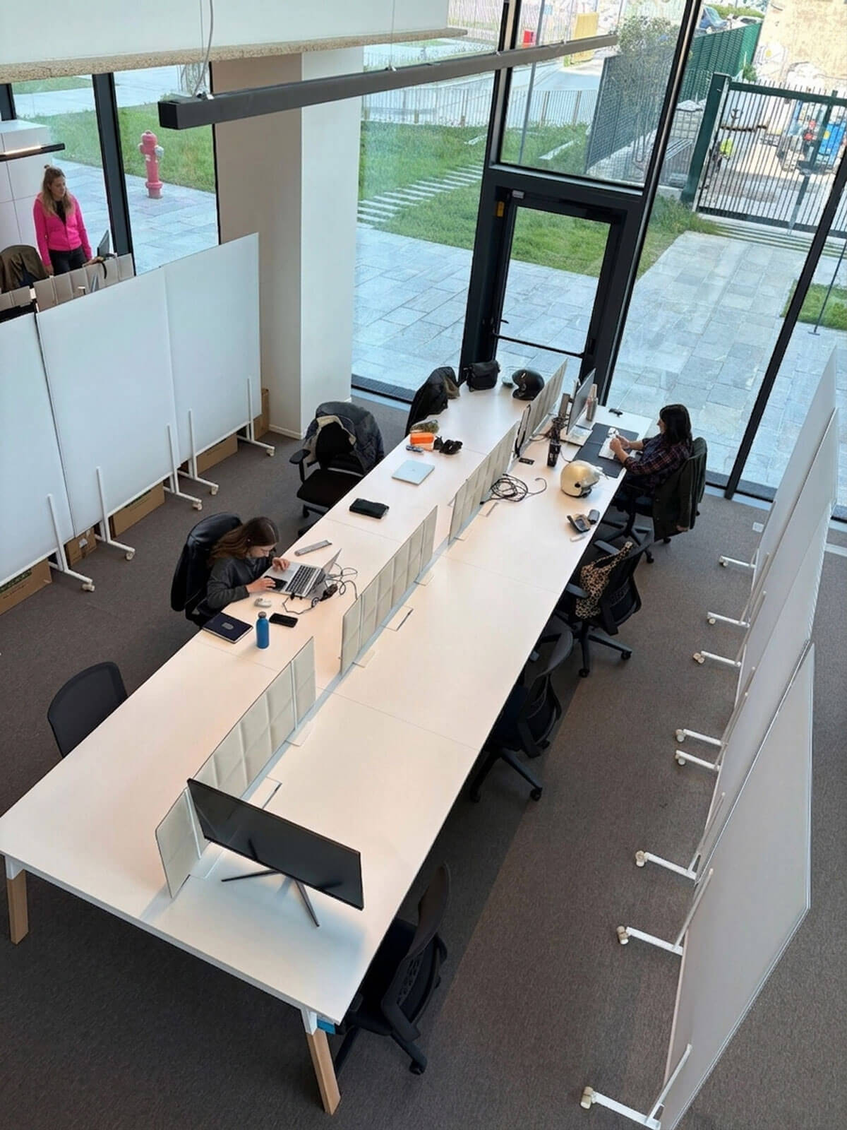 open-space-ufficio-postazioni-operative